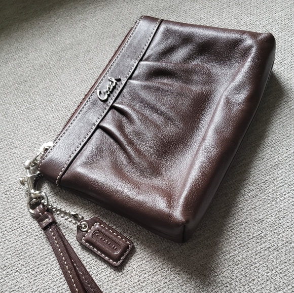Coach Leather Wristlet - Picture 6 of 6